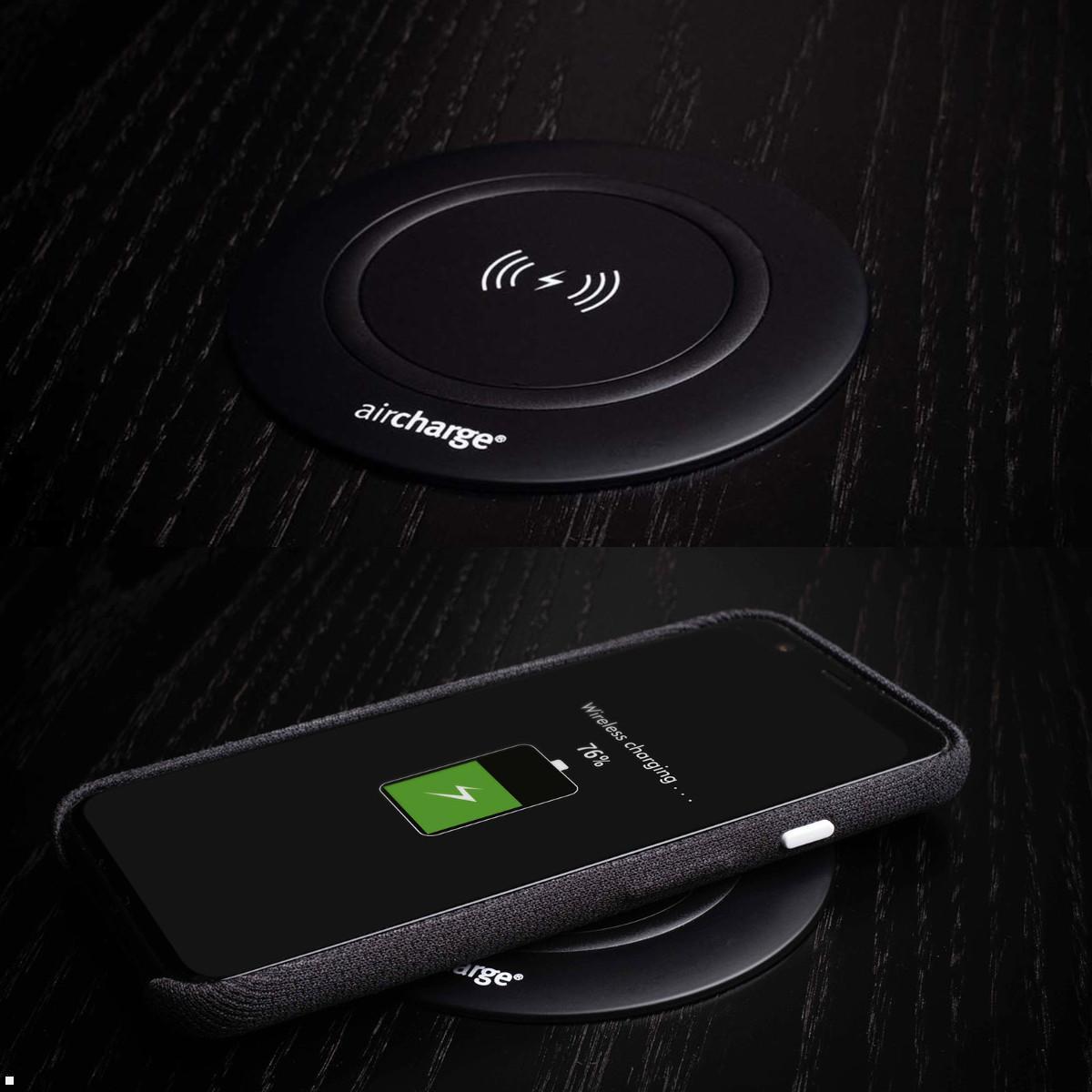 Bachmann Wireless Charger aircharge (934.004), Anwendung (Handy nicht enthalten)